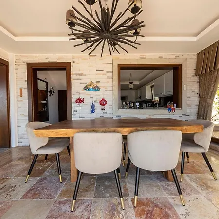 Luxurious House With Private Pool And Gorgeous Sea View In Bodrum Gündoğan