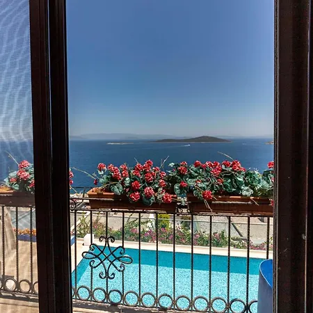 Luxurious House With Private Pool And Gorgeous Sea View In Bodrum